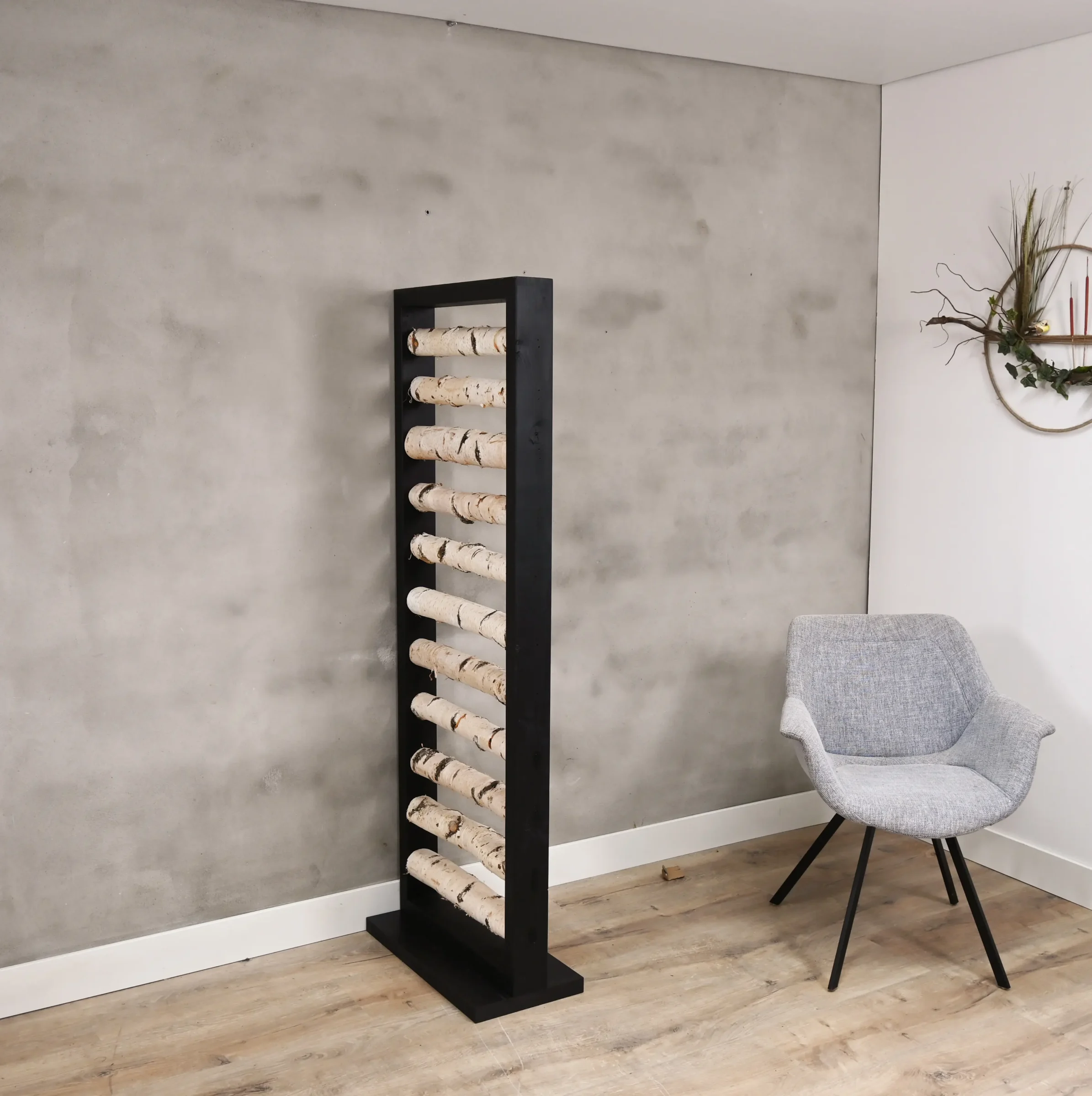 Berken Roomdivider Rune Met zwarte omlijsting H165cm B60