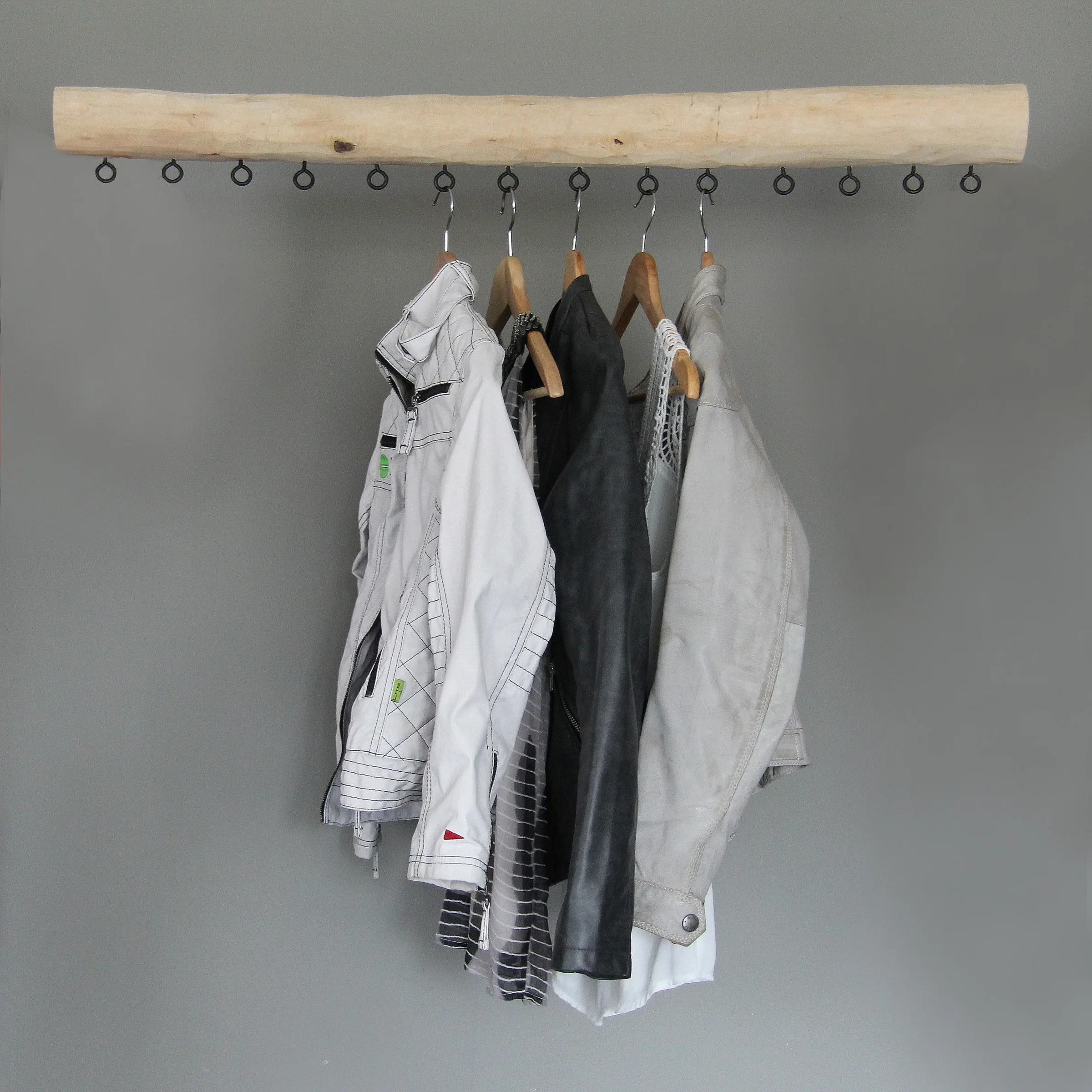 Boomstam Hang Garderobe Carlos Zwarte metalen haken 100cm (1)