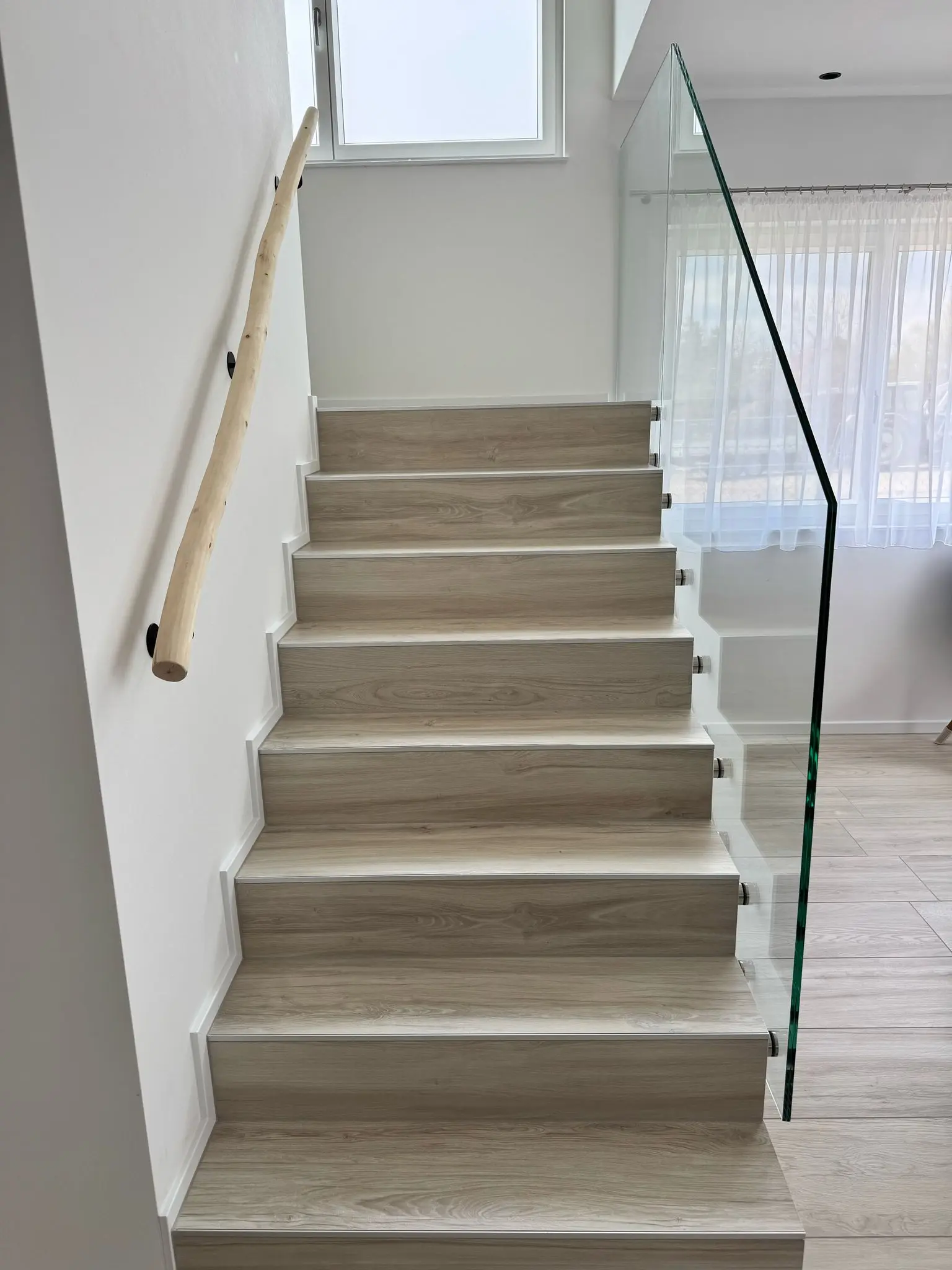 Boomstam Trapleuning Naturel recht (3)