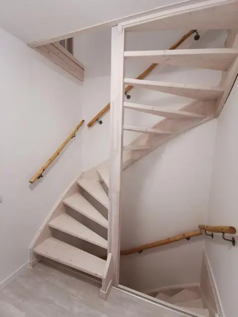 Boomstam Trapleuning Old Naturel (3)