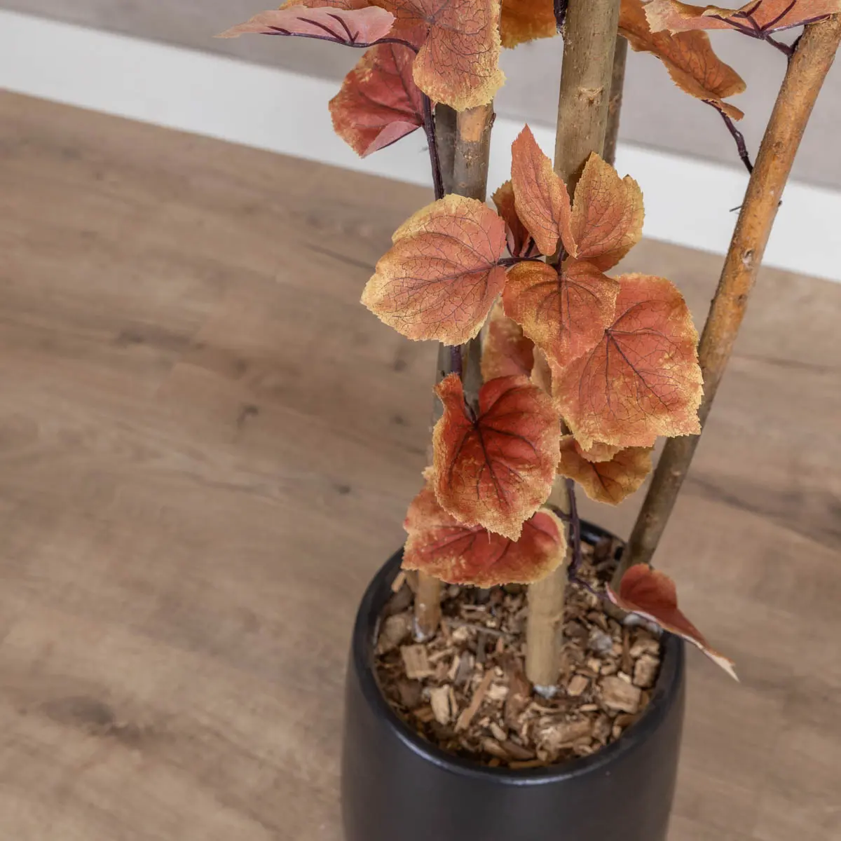 Detail kunstplant winterlinde 150 cm (1)